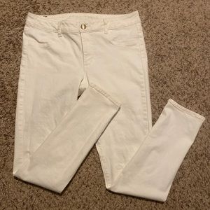 Size 14L White AE Skinny Jeans